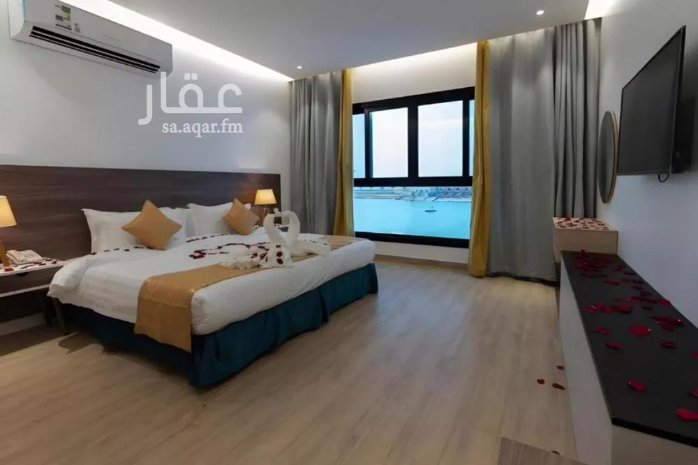 5 bedroom apartment in Az Zomorod 8