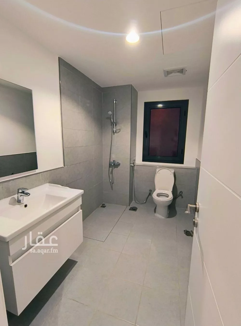 4 bedroom apartment in Al Hamdaniyah 3