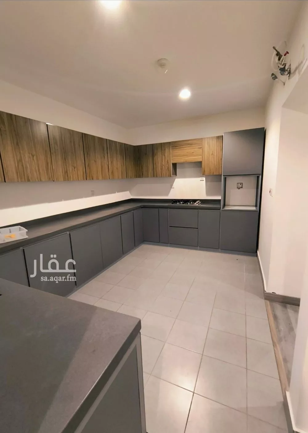 4 bedroom apartment in Al Hamdaniyah 6