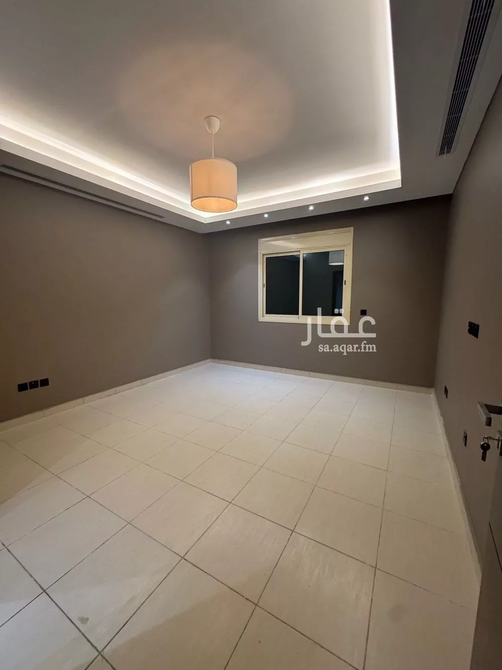 5 bedroom apartment in Al Shati 11