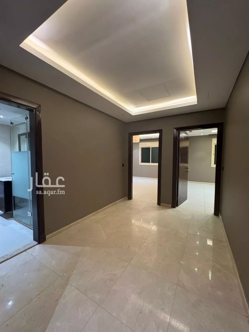 5 bedroom apartment in Al Shati 13