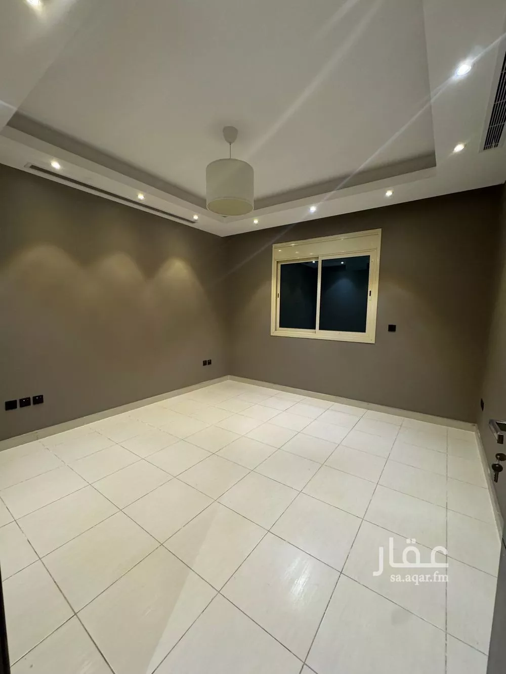 5 bedroom apartment in Al Shati 14