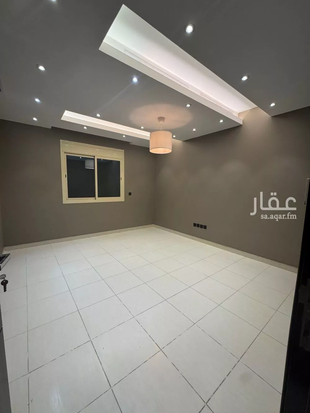 5 bedroom apartment in Al Shati 9