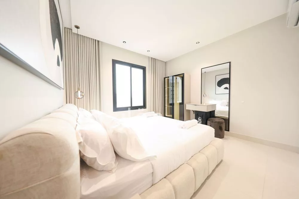 2 bedroom apartment in Al Salamah 18
