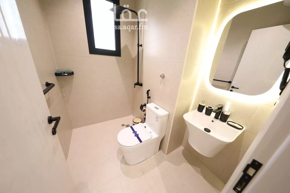 2 bedroom apartment in Al Salamah 19