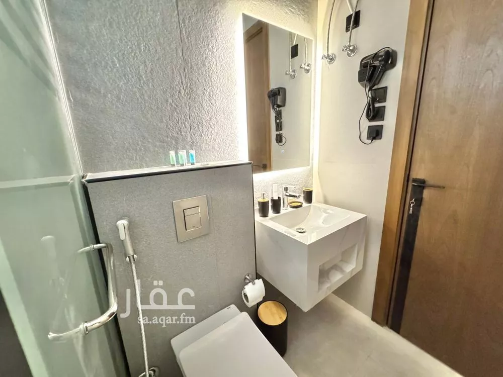 2 bedroom apartment in Al Salamah 17