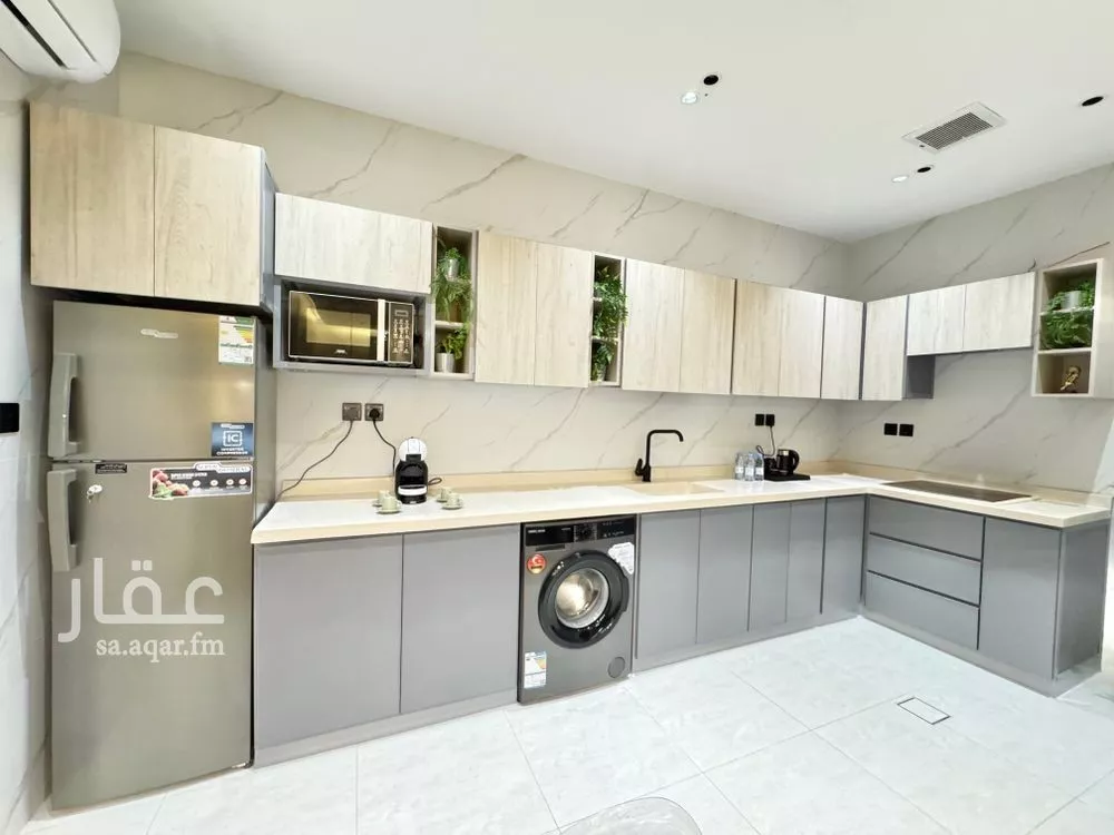2 bedroom apartment in Al Salamah 5
