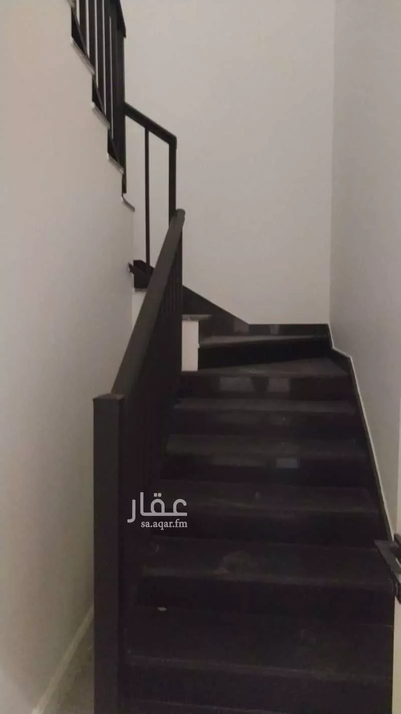 دور 3 غرف في النرجس 10