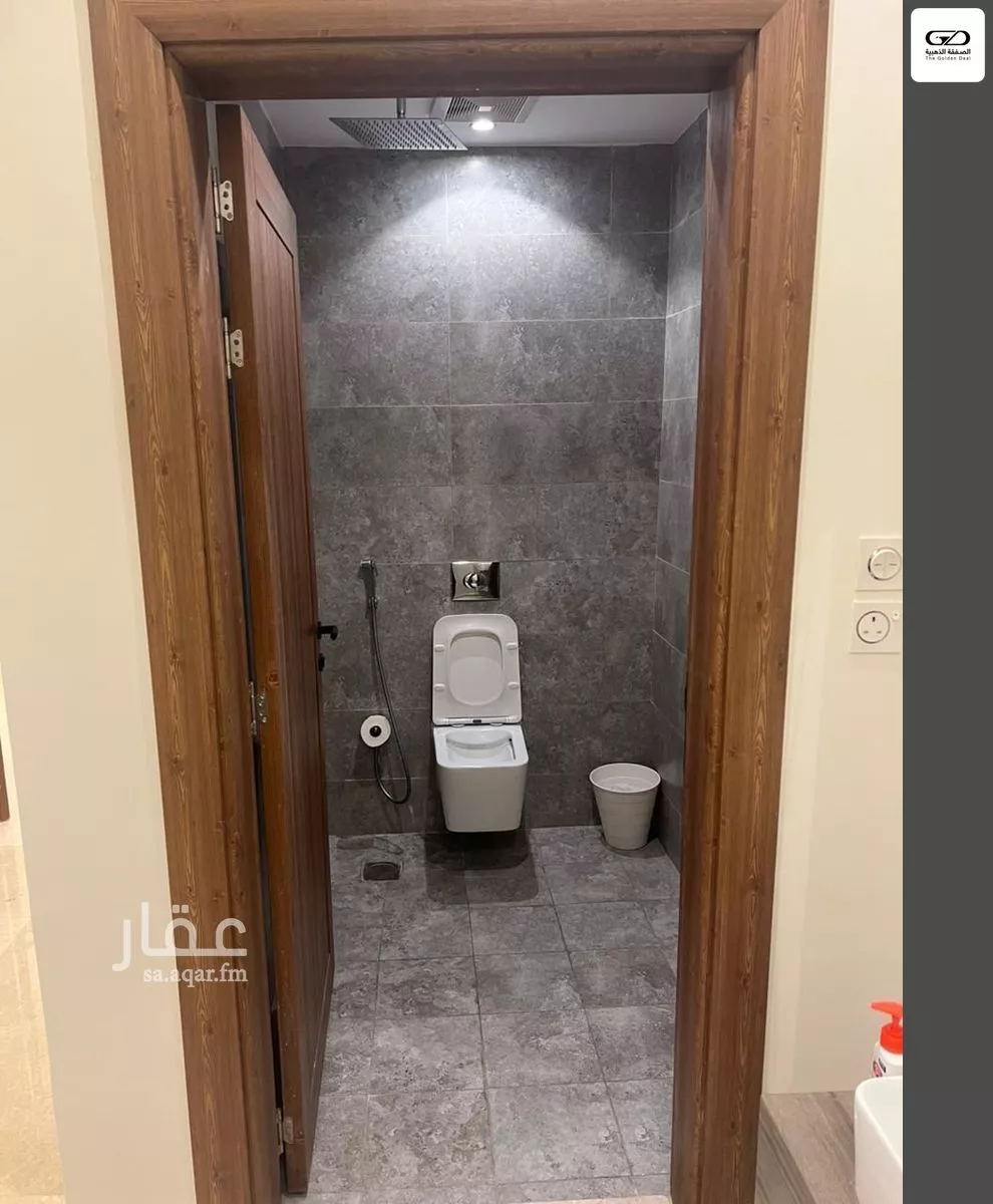 3 bedroom apartment in Al Nahda 6