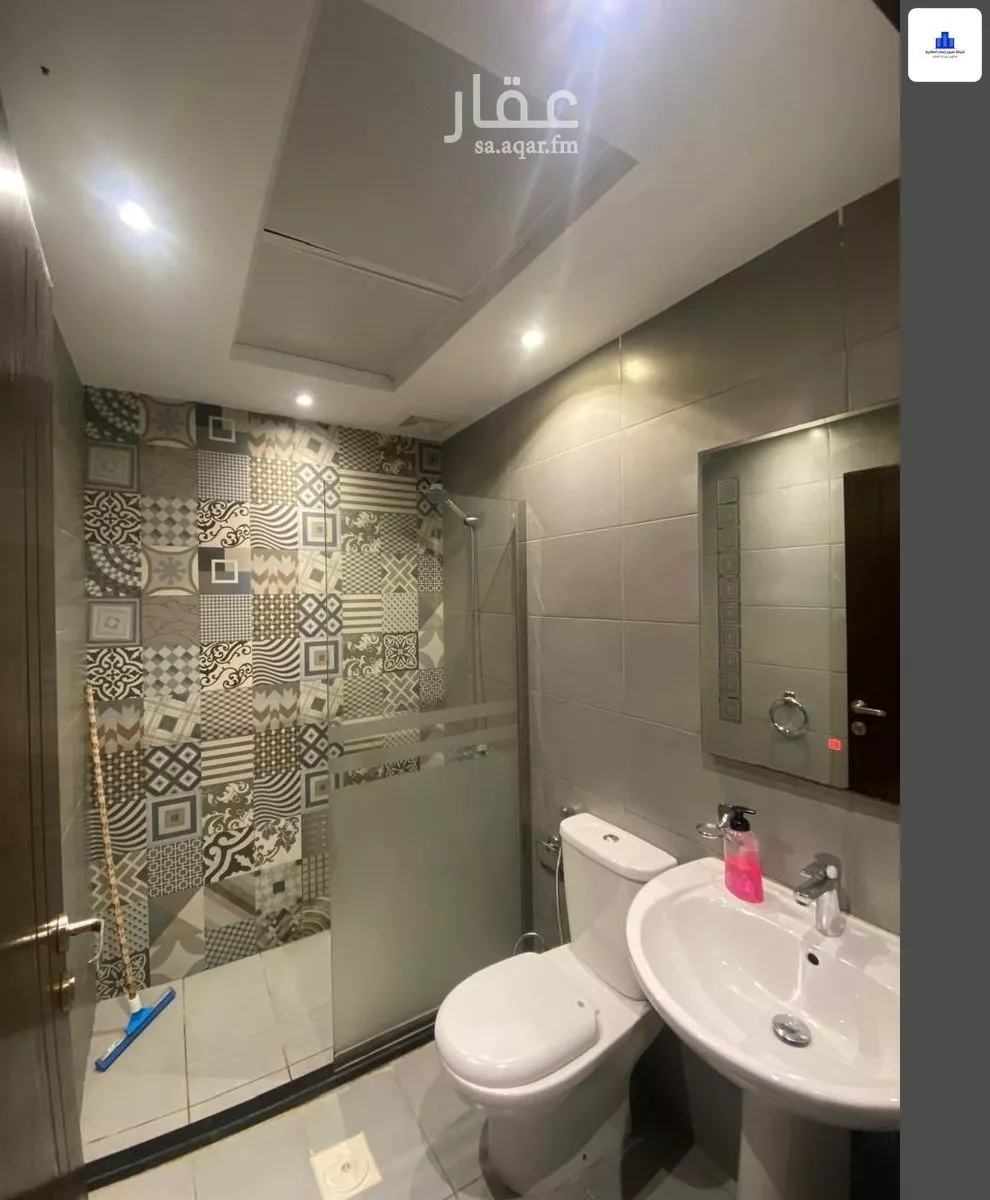 3 bedroom apartment in Al Nuzhah 10