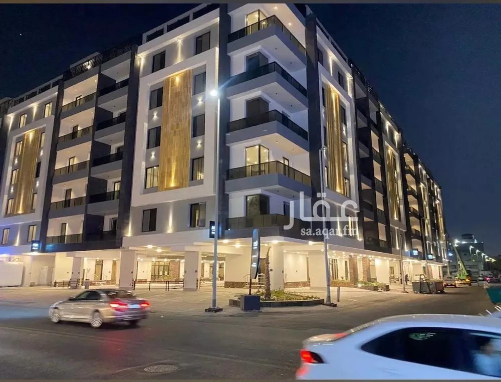 4 bedroom apartment in Al Rawdah 3