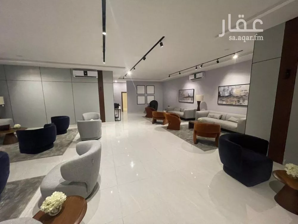 4 bedroom apartment in Al Rawdah 4