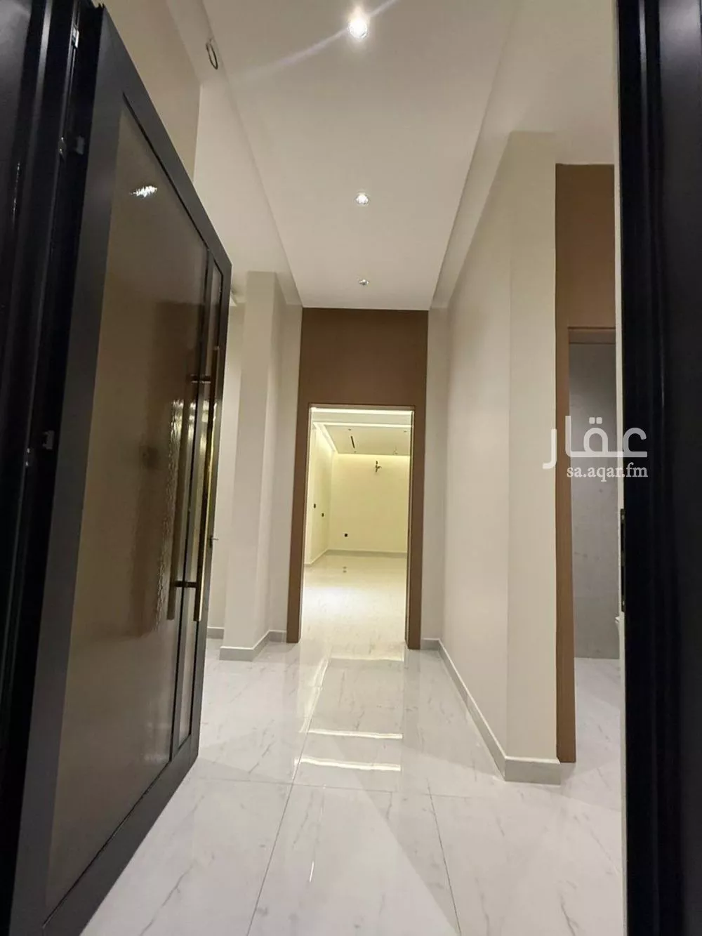 5 bedroom villa in Al Yaqout 8