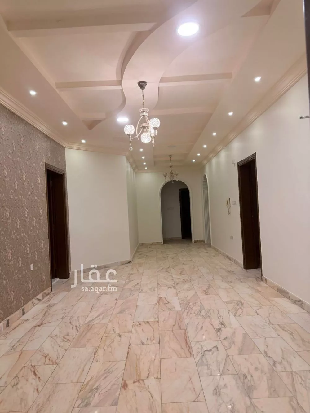 8 bedroom floor in Taibah 12
