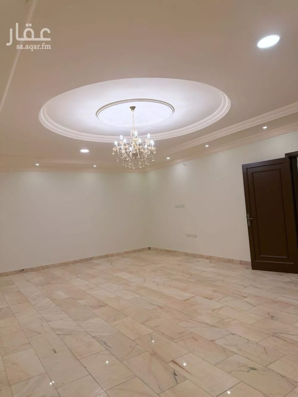 8 bedroom floor in Taibah 13
