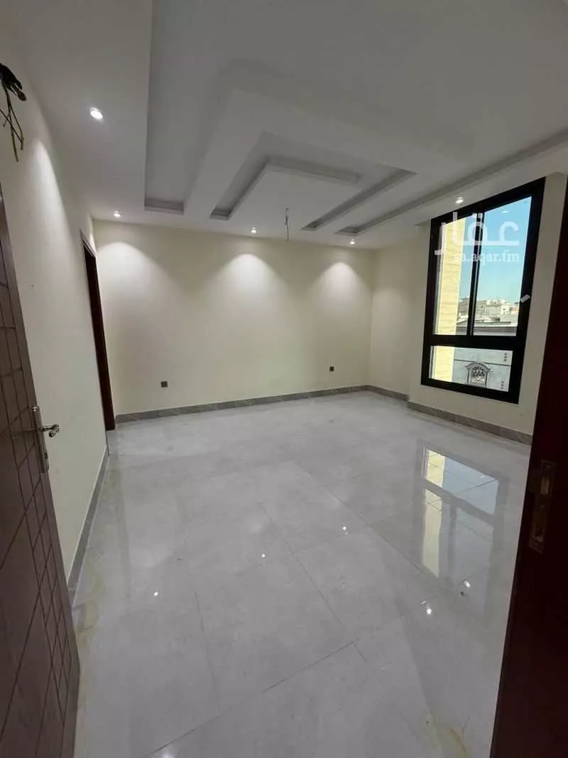 4 bedroom apartment in Al Rabwa 5