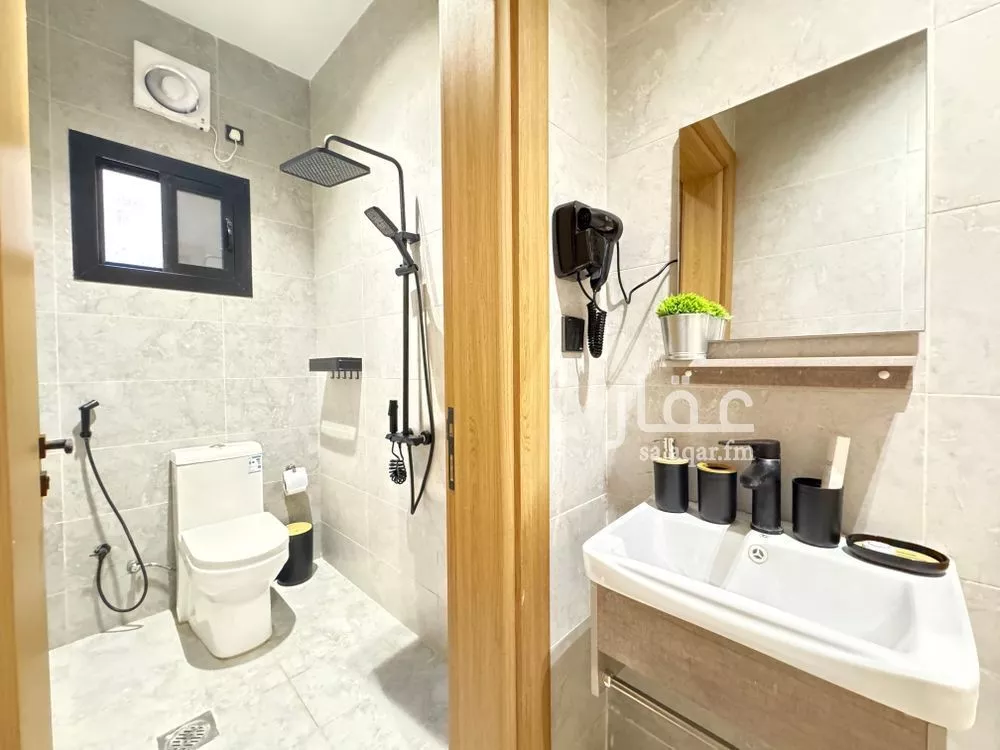 1 bedroom apartment in Al Salamah 15