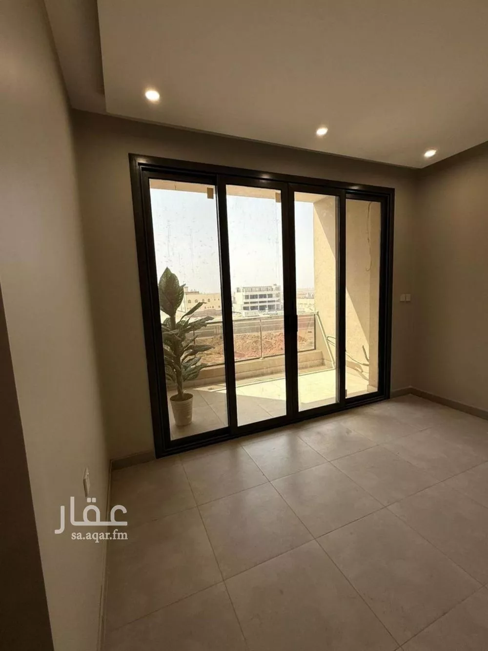 شقة 5 غرف في طيبة 9