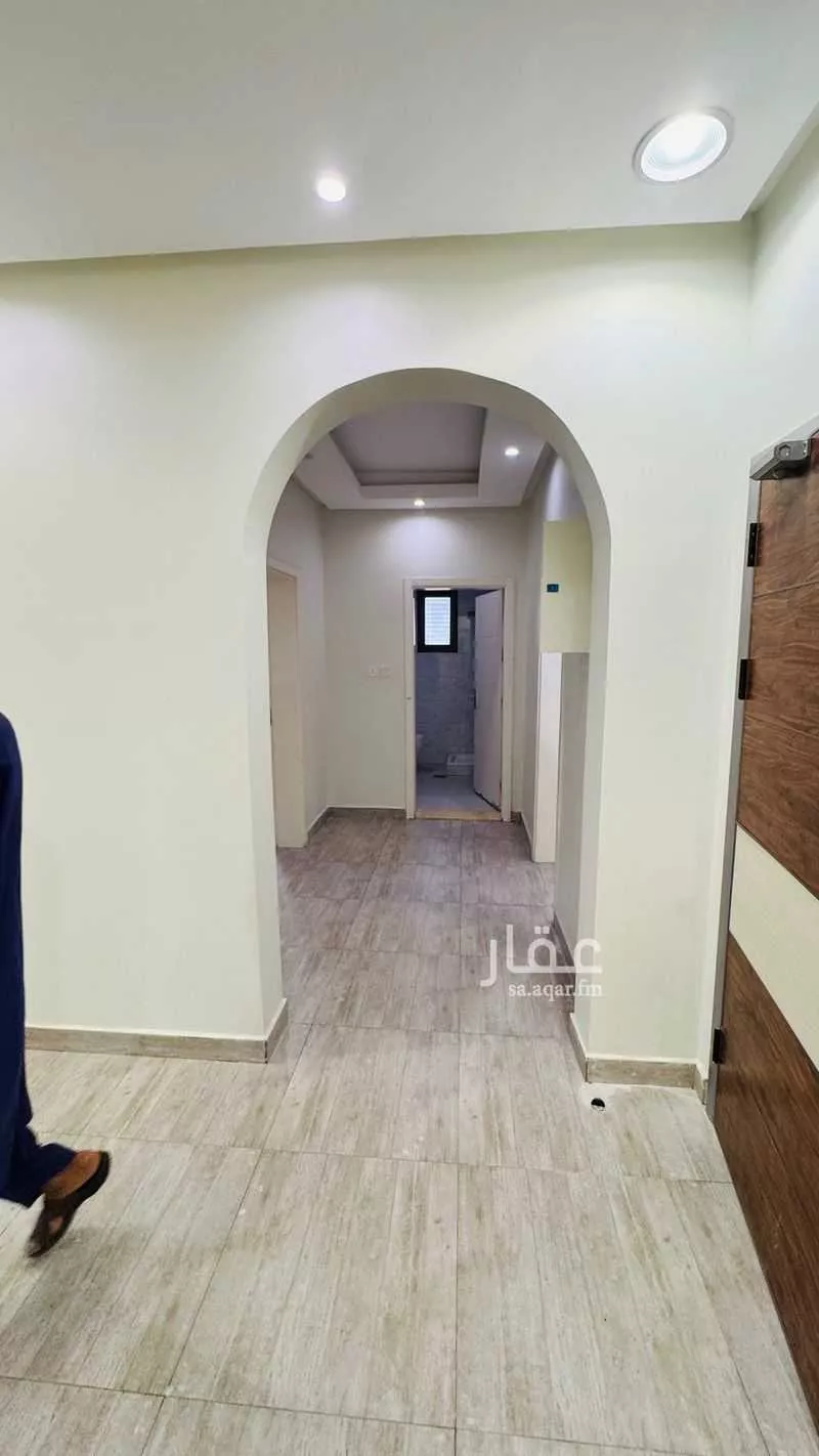 شقة 2 غرف في الريان 8