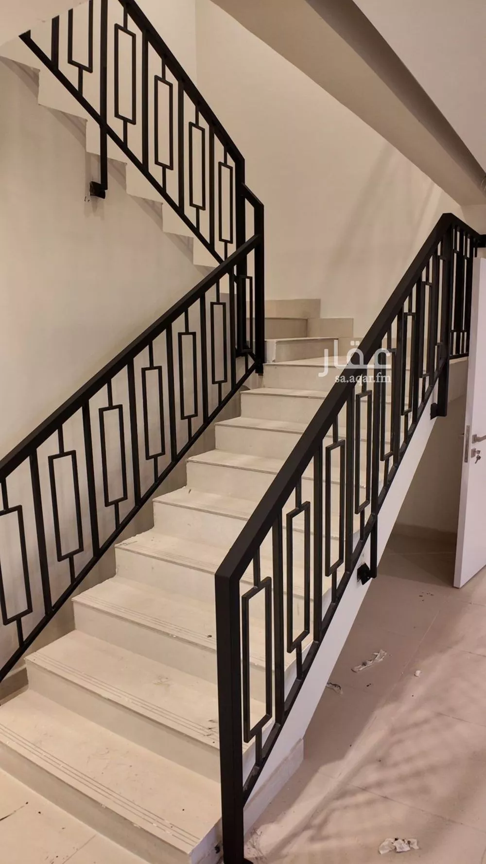 6 bedroom apartment in Al Hamdaniyah 9