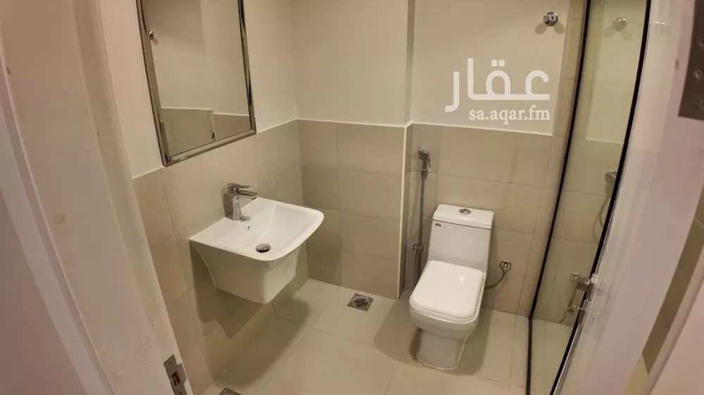 6 bedroom apartment in Al Hamdaniyah 10