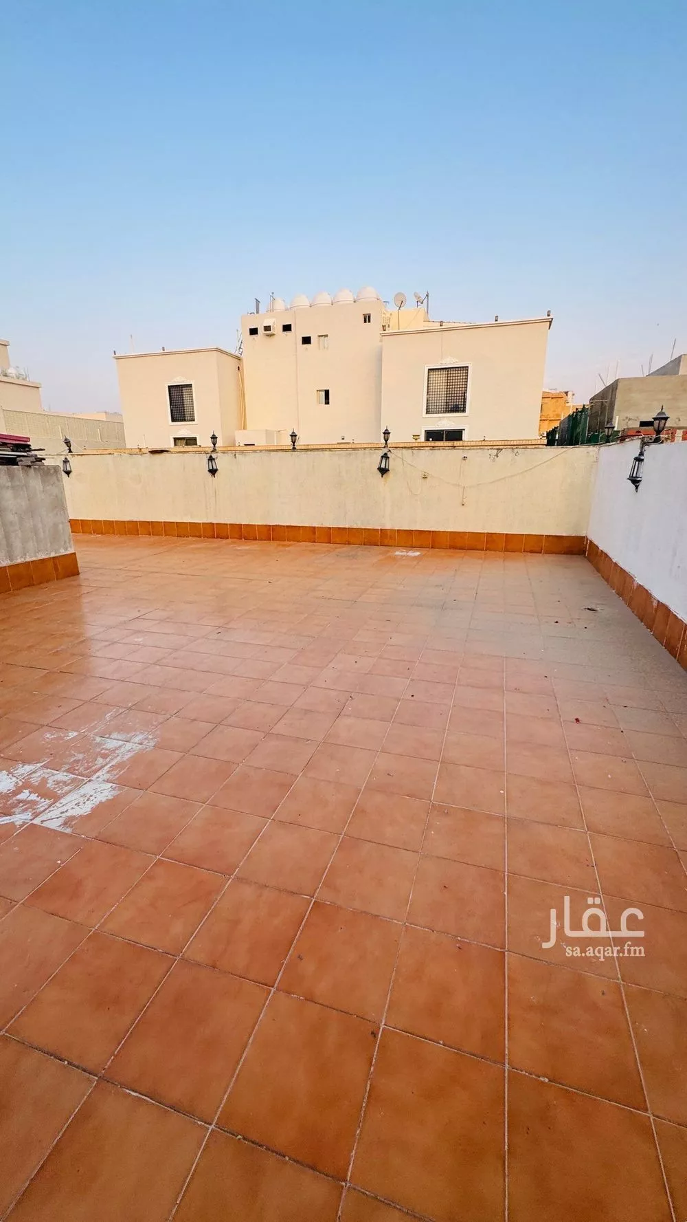 شقة 5 غرف في الريان 14