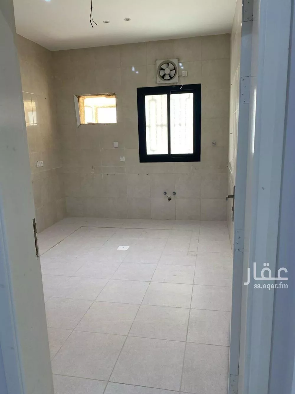 3 bedroom apartment in Al Falah 7