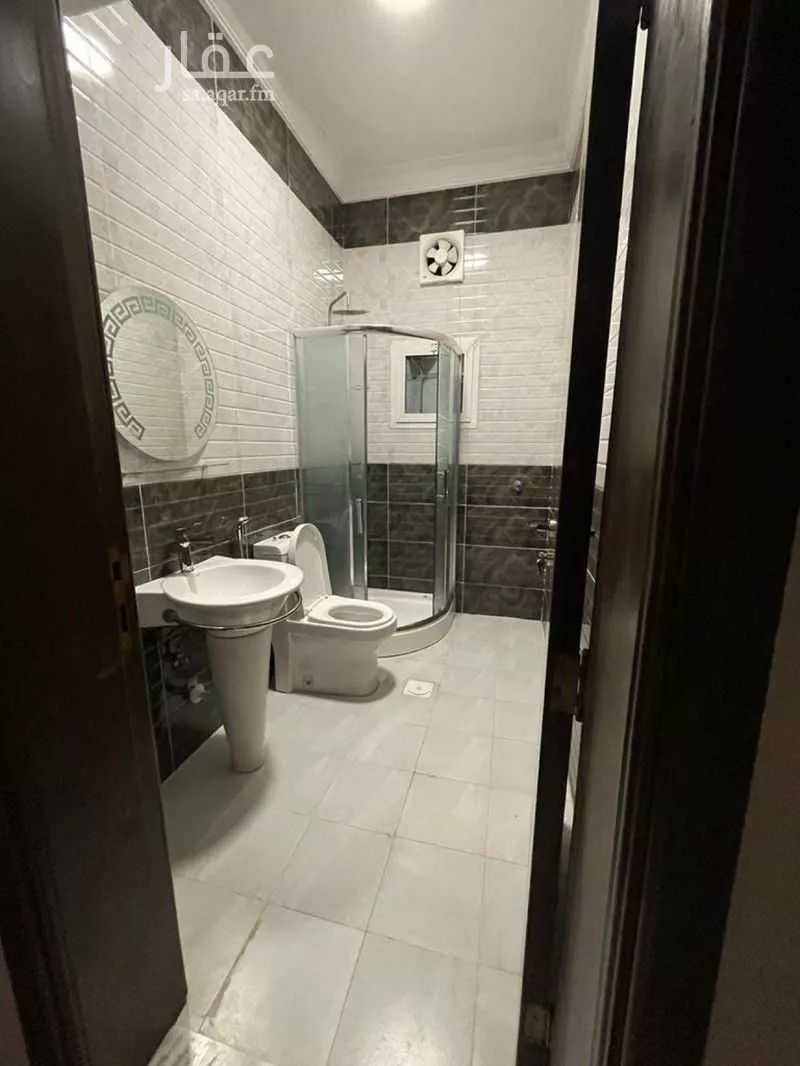 5 bedroom apartment in Al Bashaer 3