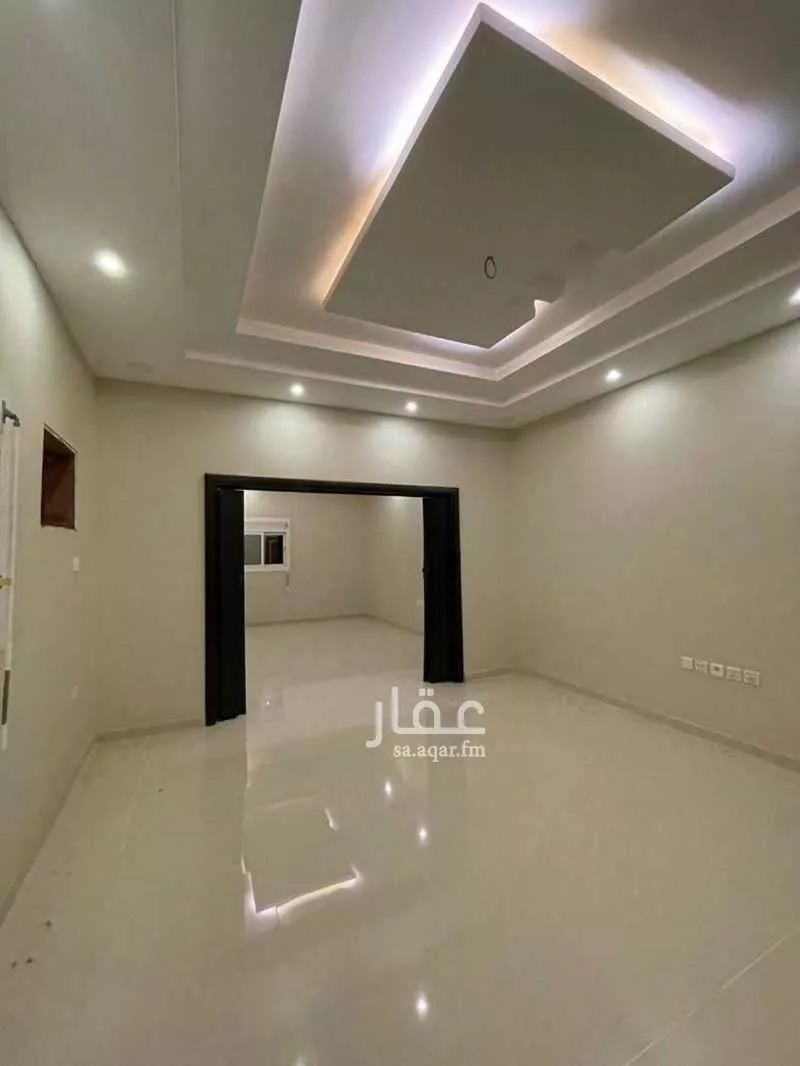 5 bedroom apartment in Al Bashaer 8