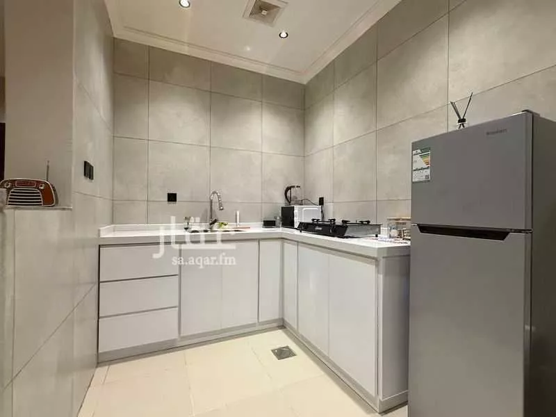3 bedroom apartment in Al Salamah 13