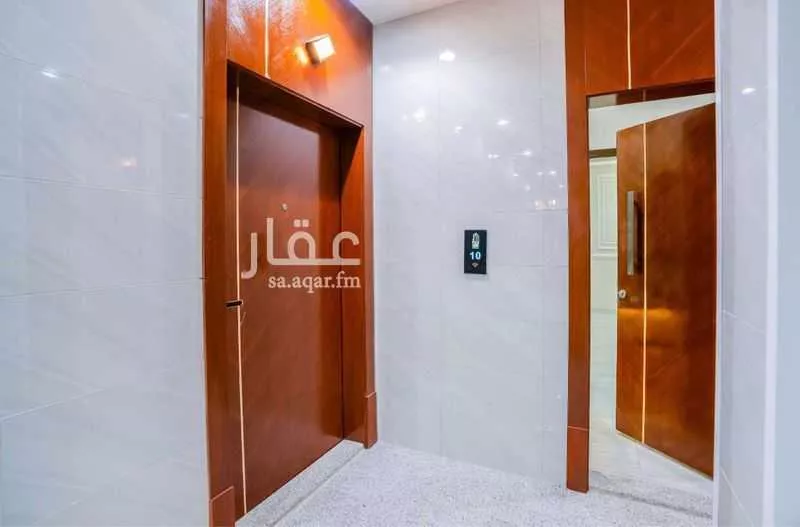 5 bedroom apartment in Taibah 2