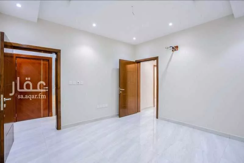 5 bedroom apartment in Taibah 4