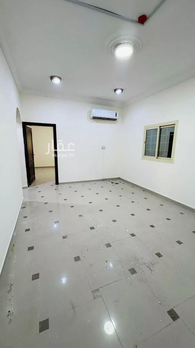 2 bedroom apartment in Ar Rayan, Jeddah 6