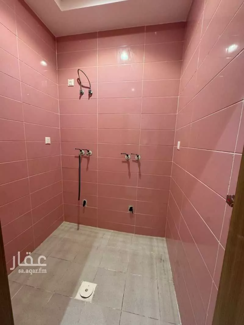 شقة 6 غرف في الصوارى 12