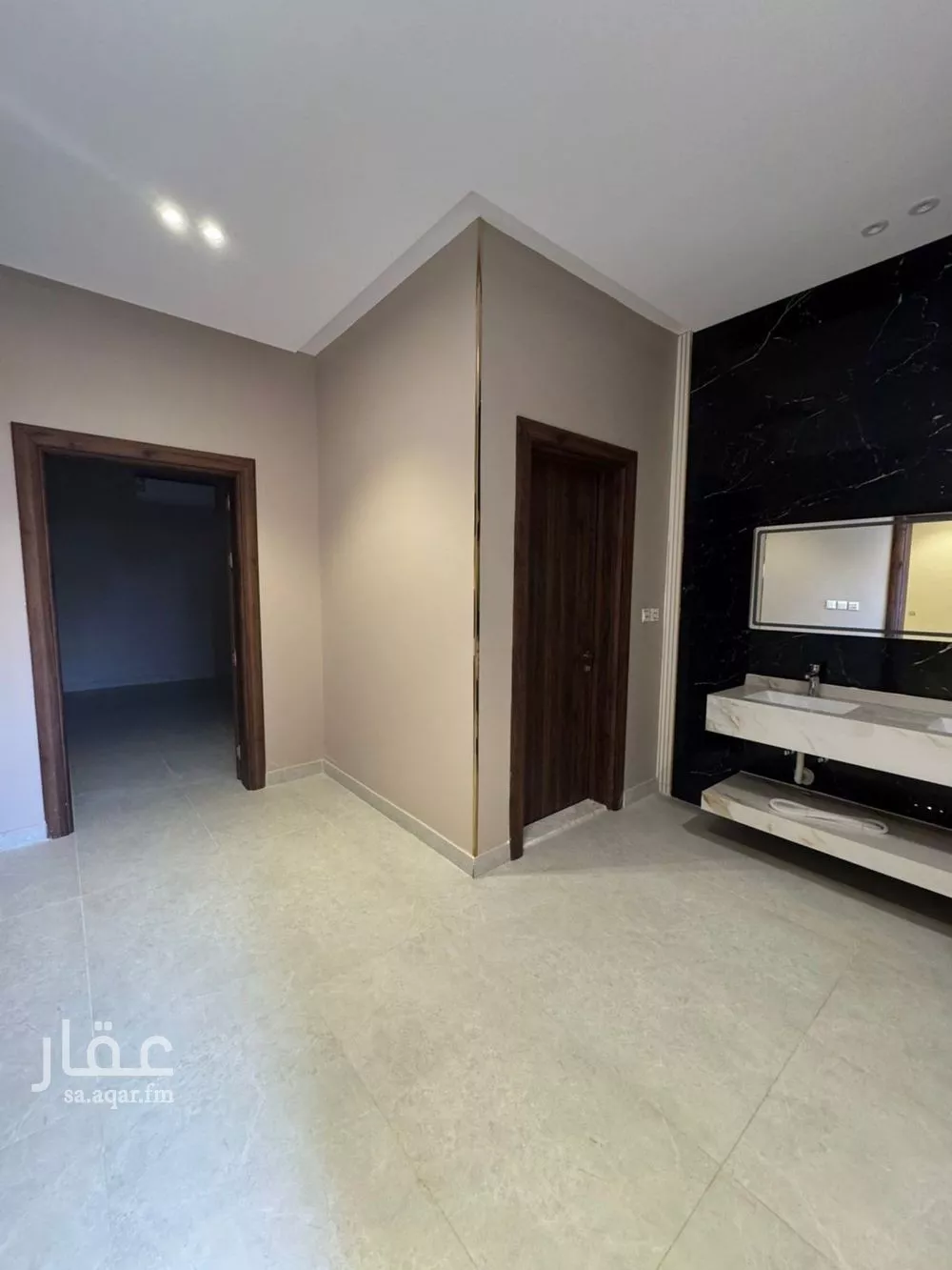4 bedroom apartment in Al Sawari 11