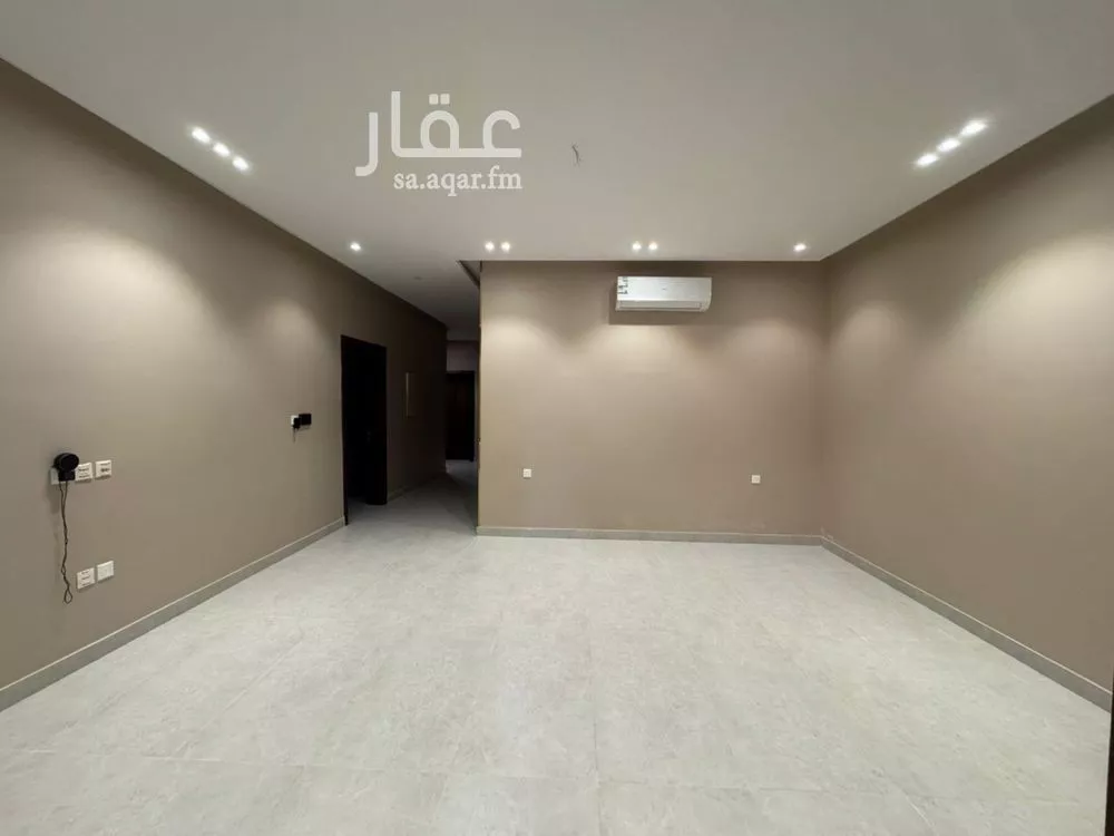4 bedroom apartment in Al Sawari 15