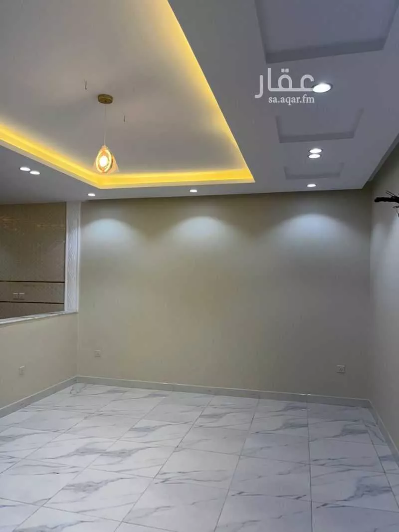 6 bedroom apartment in Al Salamah 6
