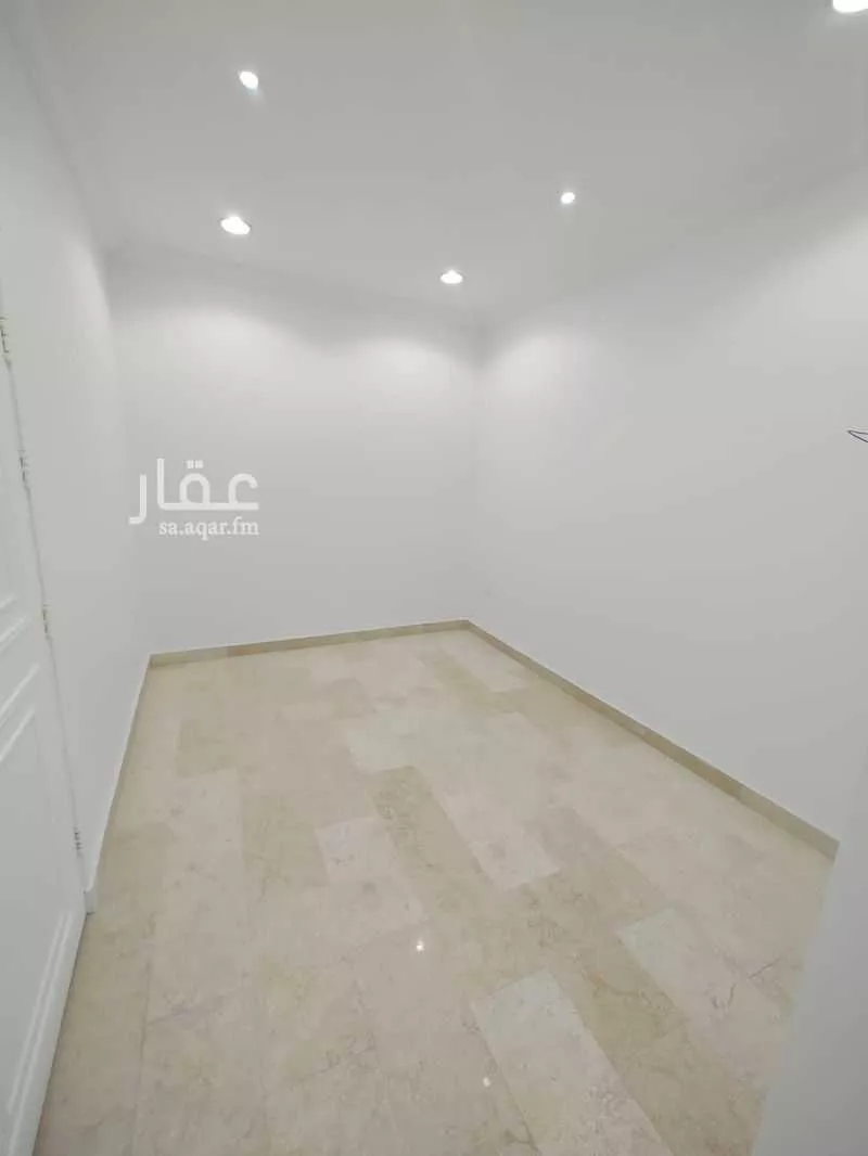 شقة 3 غرف في الصوارى 8