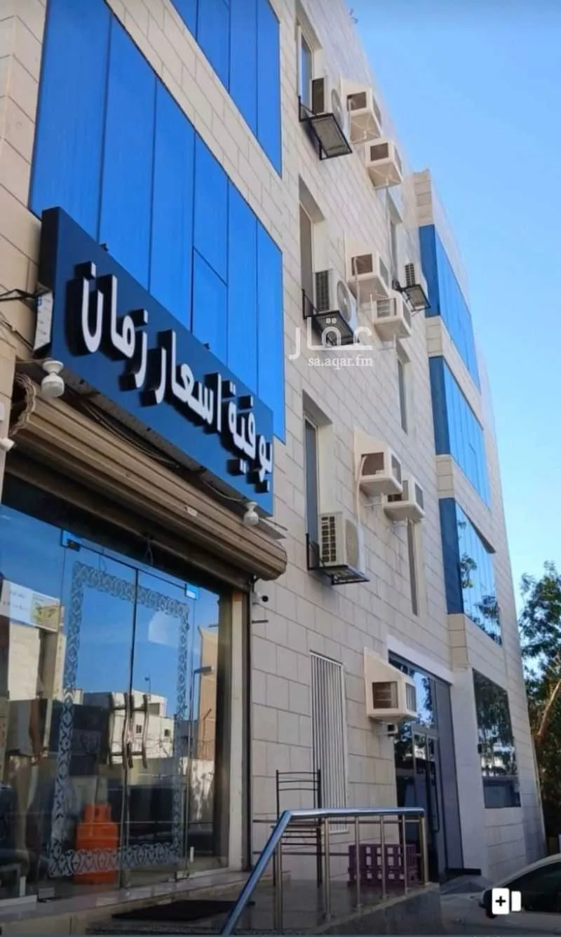 2 bedroom apartment in Al Sharafiyah, Jeddah 9