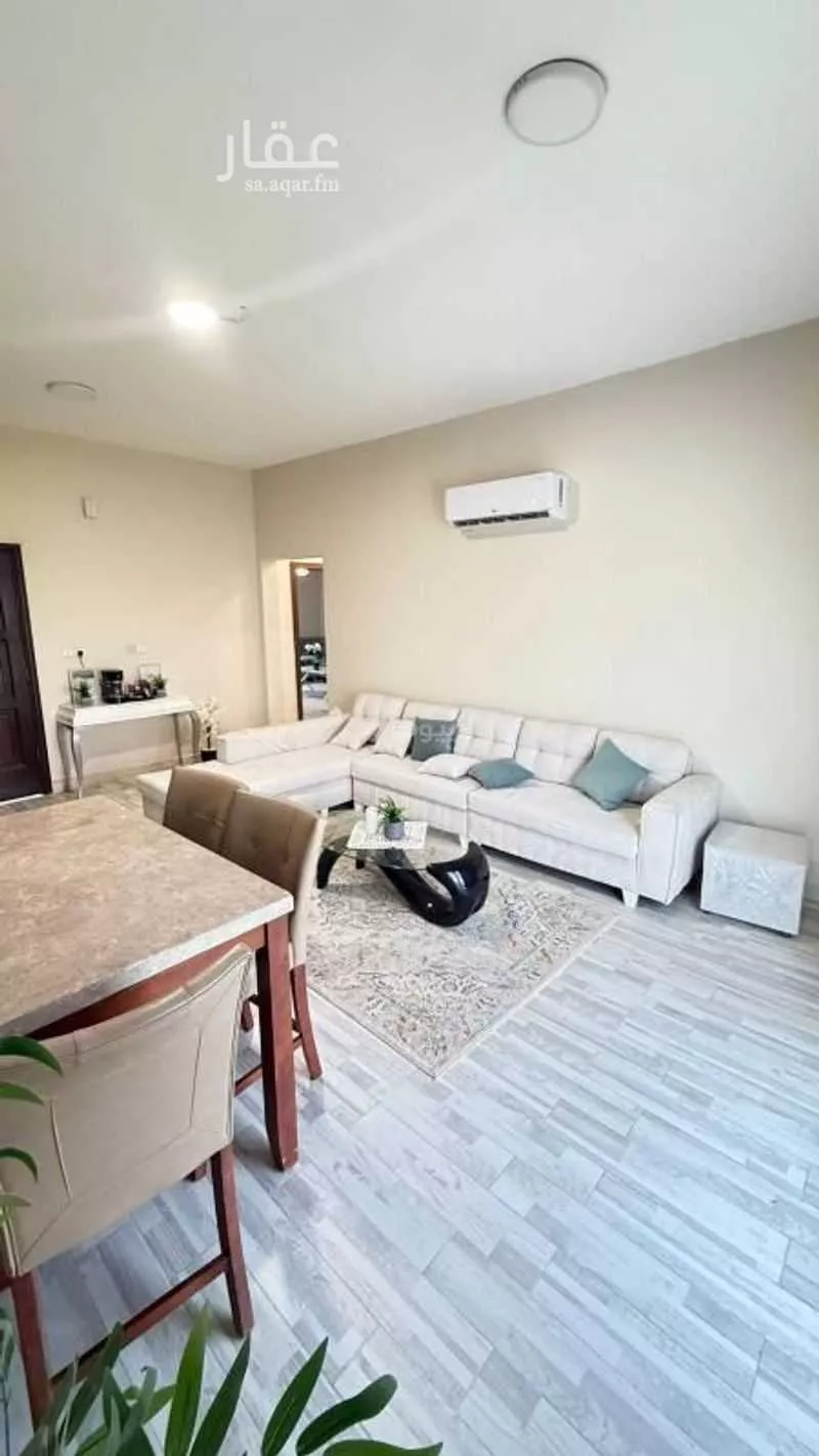 5 bedroom villa in Az Zomorod 6