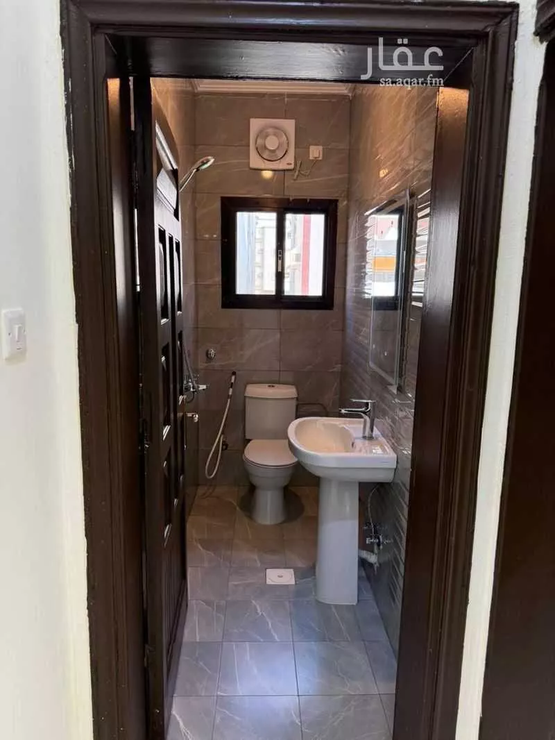 4 bedroom apartment in Al Safa 18