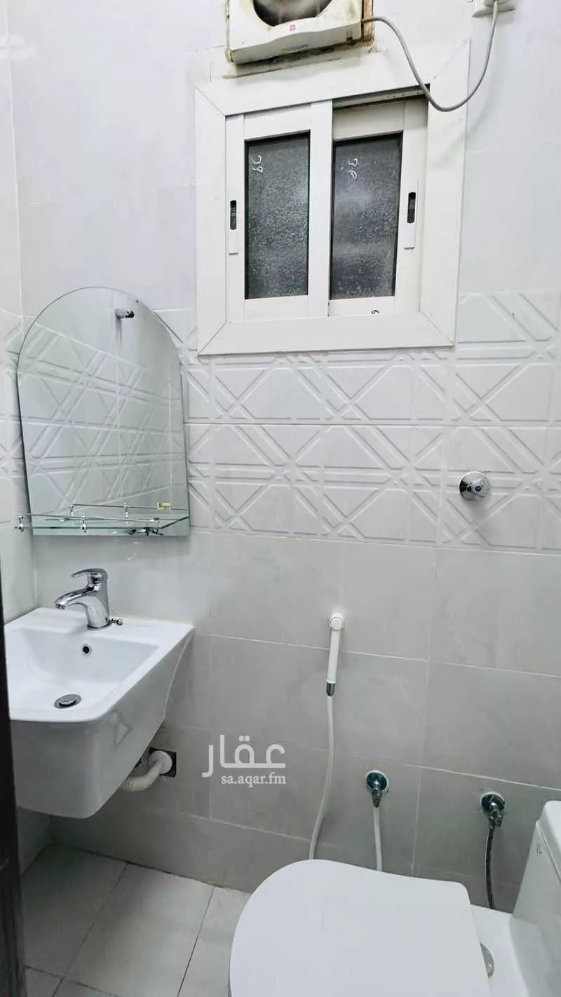 شقة 3 غرف في الريان 8