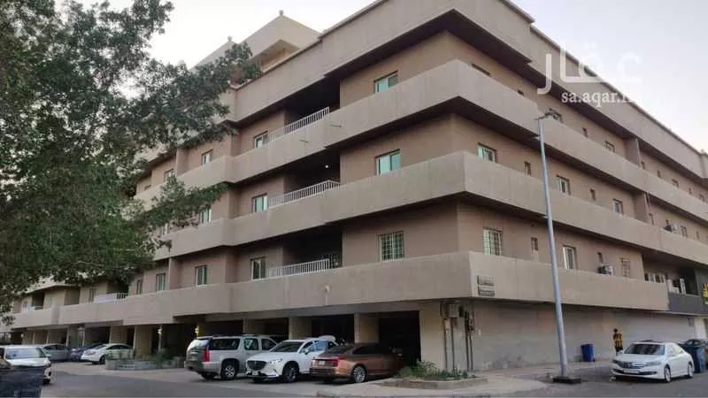 7 bedroom apartment in Al Salamah 5