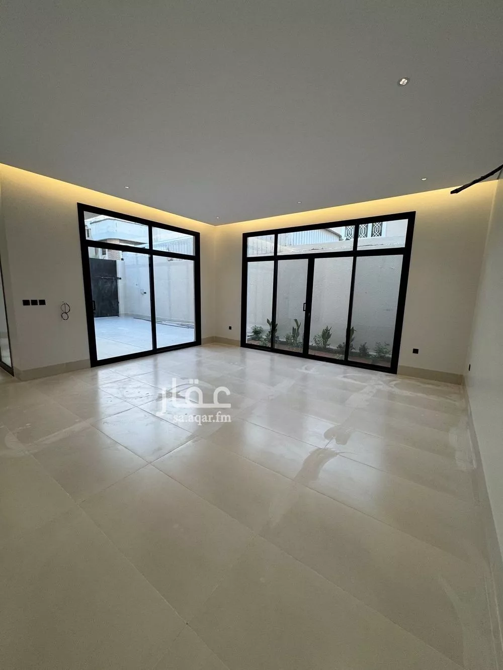 4 bedroom villa in Al Zahrah, Riyadh 8