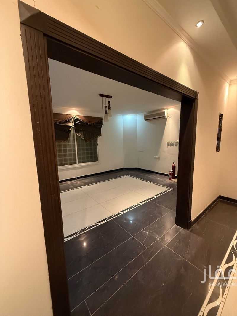 3 bedroom villa in Shubra, Riyadh 5