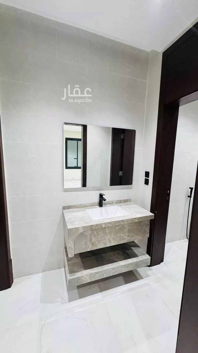 5 bedroom apartment in Ar Rayan 7