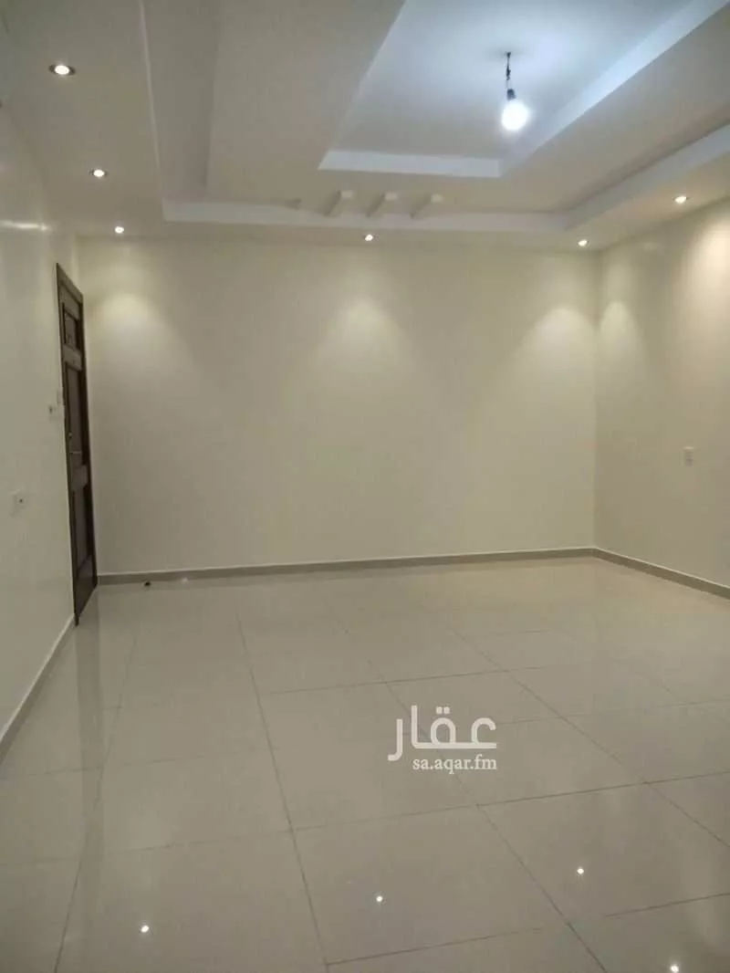6 bedroom apartment in Al Salamah 11