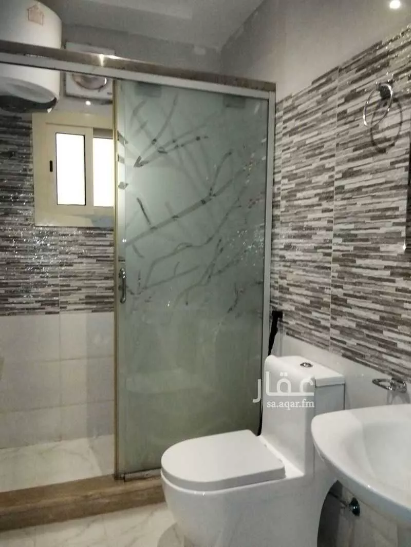 6 bedroom apartment in Al Salamah 15