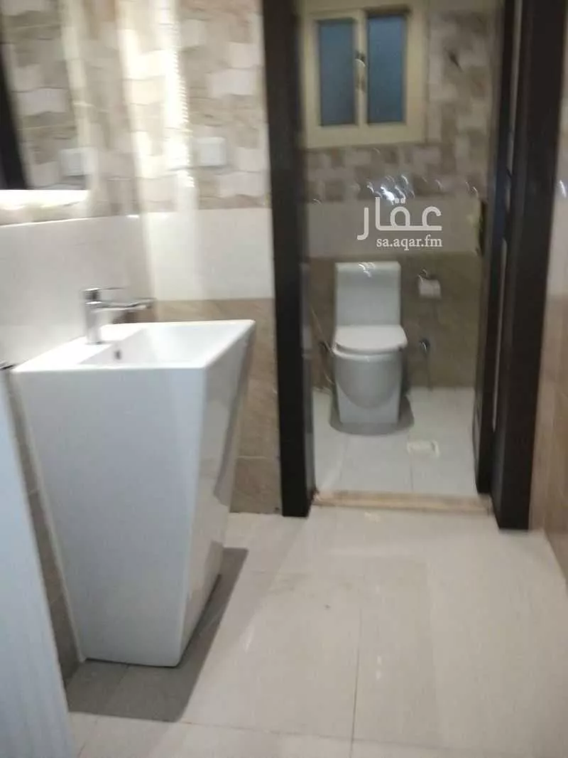 6 bedroom apartment in Al Salamah 8