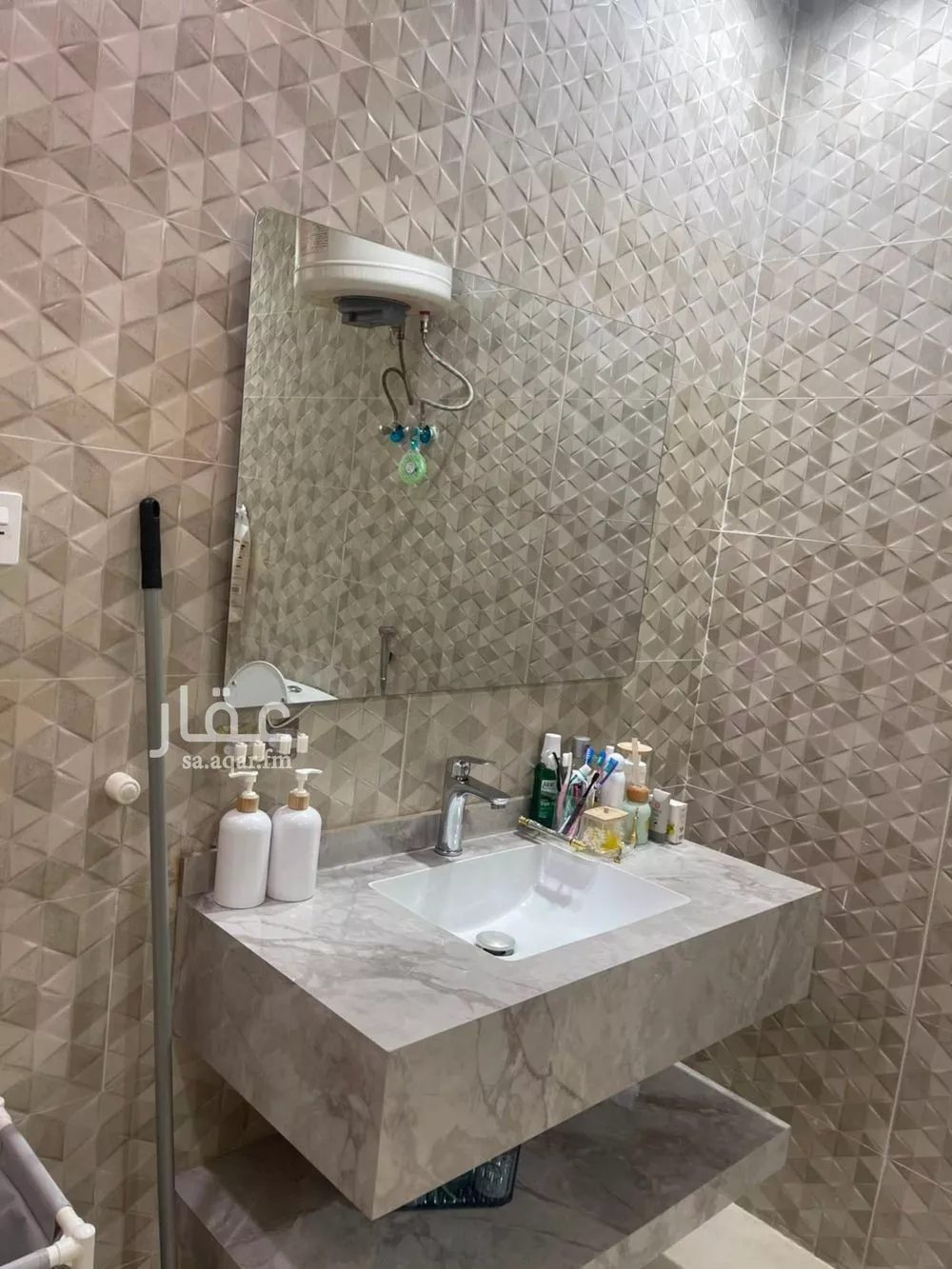 5 bedroom villa in Dhahrat Laban, Riyadh 4